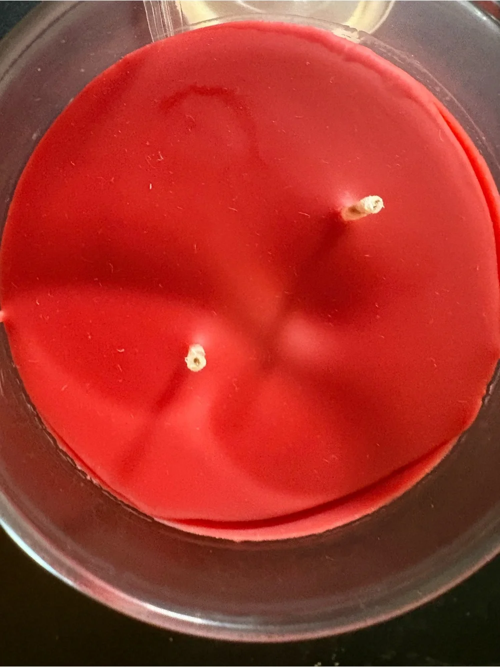 Yankee Candle Red Sparkling Cinnamon Jar